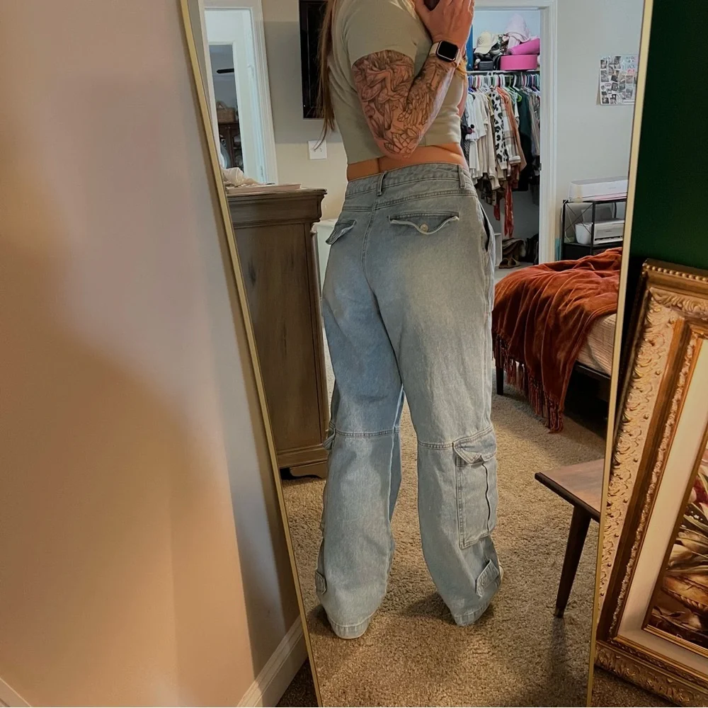 Forever 21 Wide Leg Cargo Jeans size 28 - Picture 5 of 9